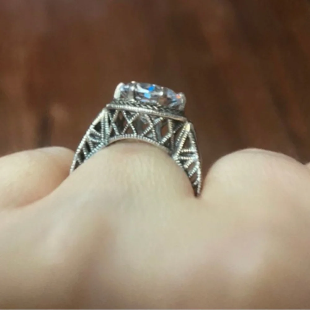 Antique reproduction ring - Picture 3 of 12